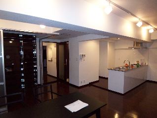 ジークレフ高羽１番館 最高級のリノベーションをご覧ください。